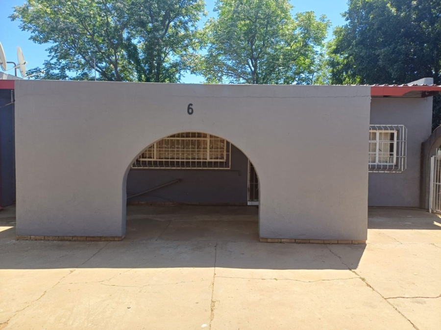 2 Bedroom Property for Sale in Declercqville North West